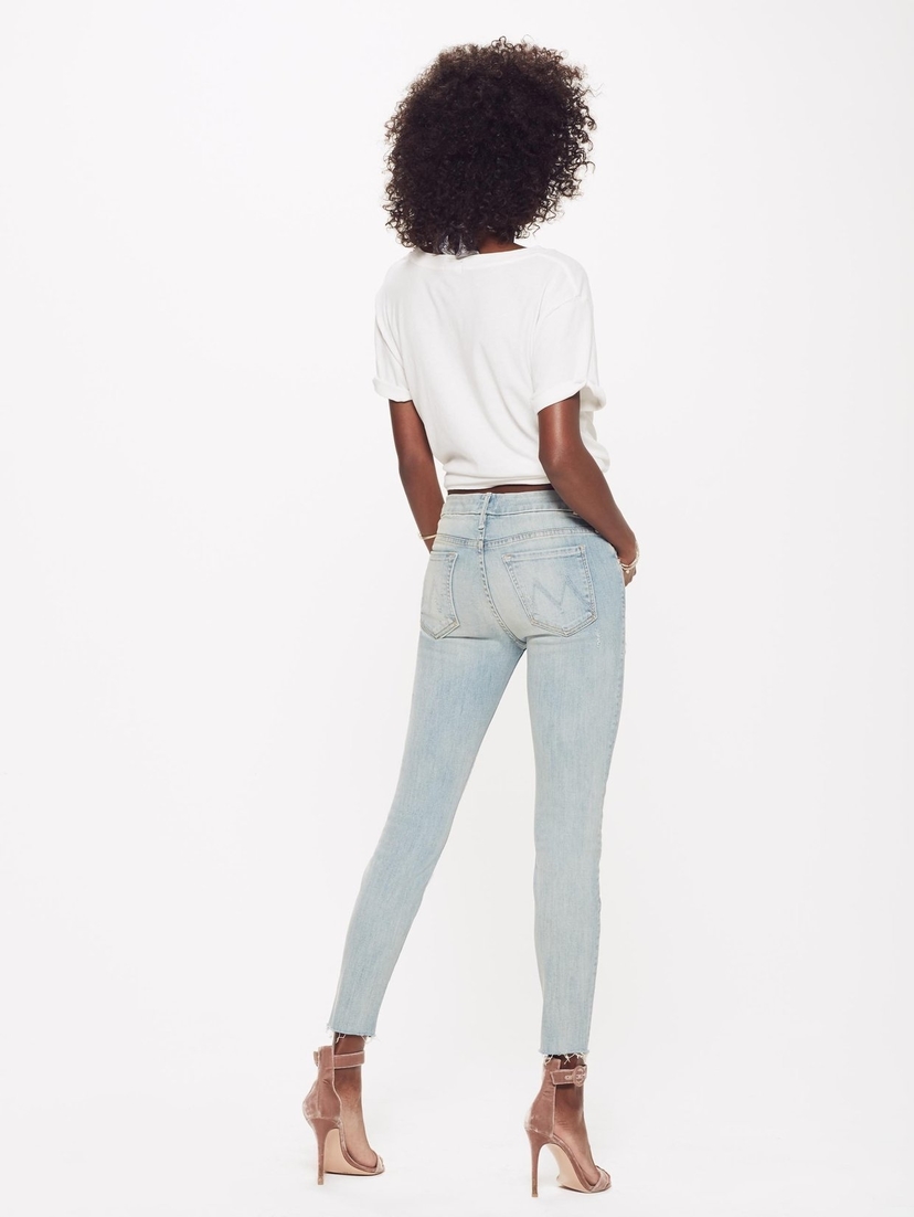 Mother Mother Denim The Looker Ankle Fray in Written in the Sand